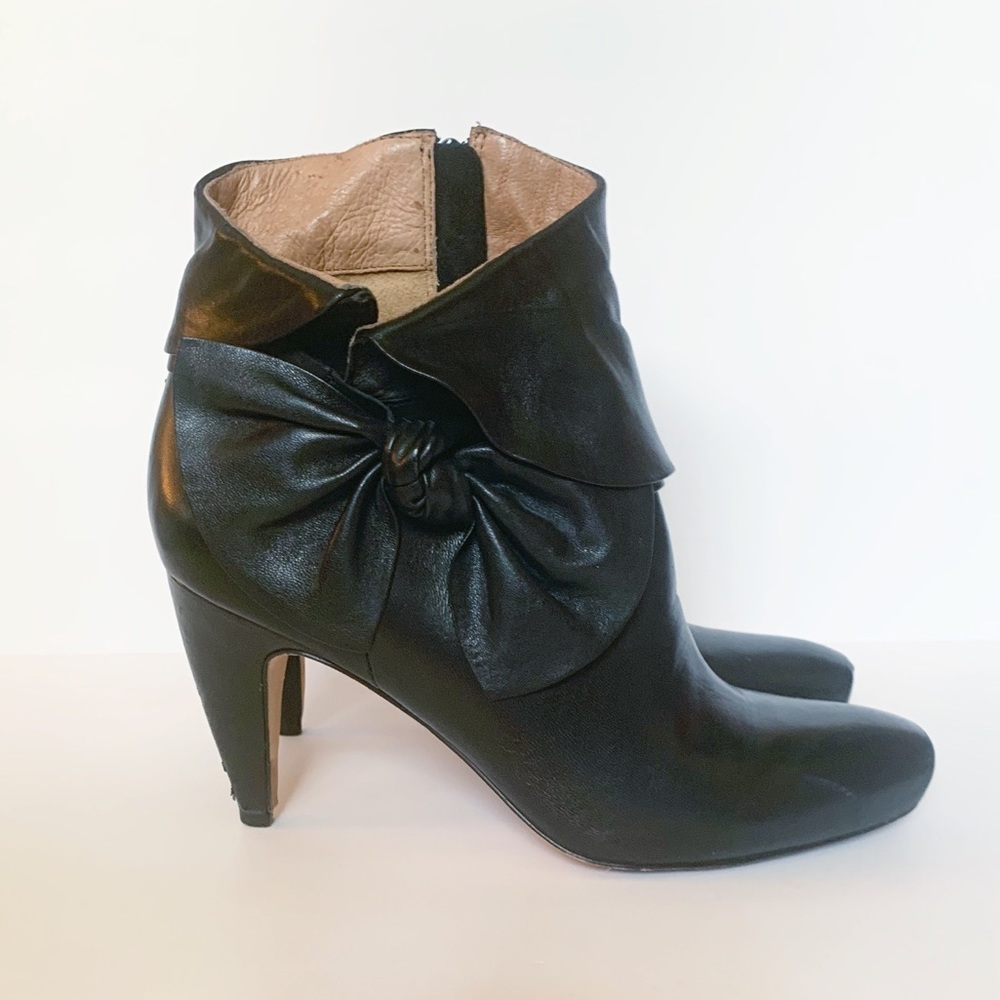 CORSO COMO | Leather Heeled Ankle Bootie with Bow